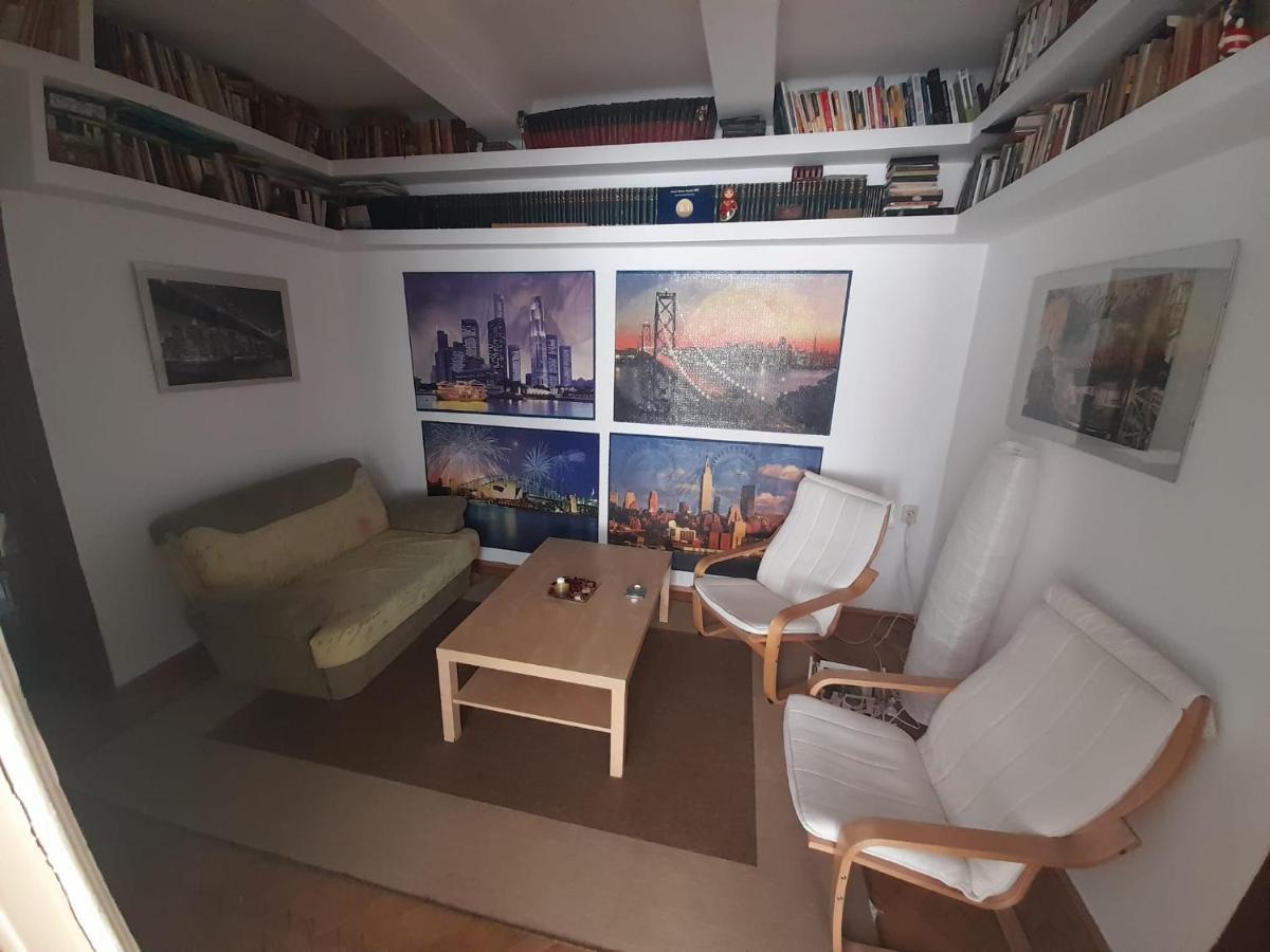 Apartament Old City บูคาเรสต์ ภายนอก รูปภาพ